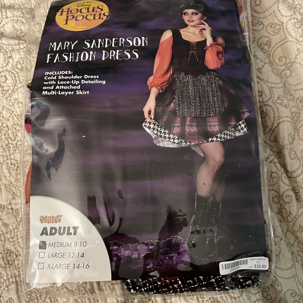 Mary Sanderson Halloween costume